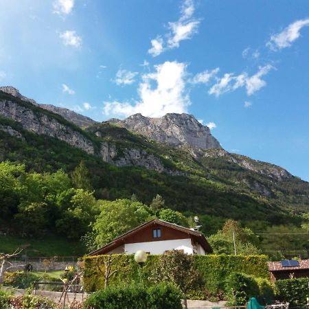 Mountain View Family Farm Daire Covelo Dış mekan fotoğraf